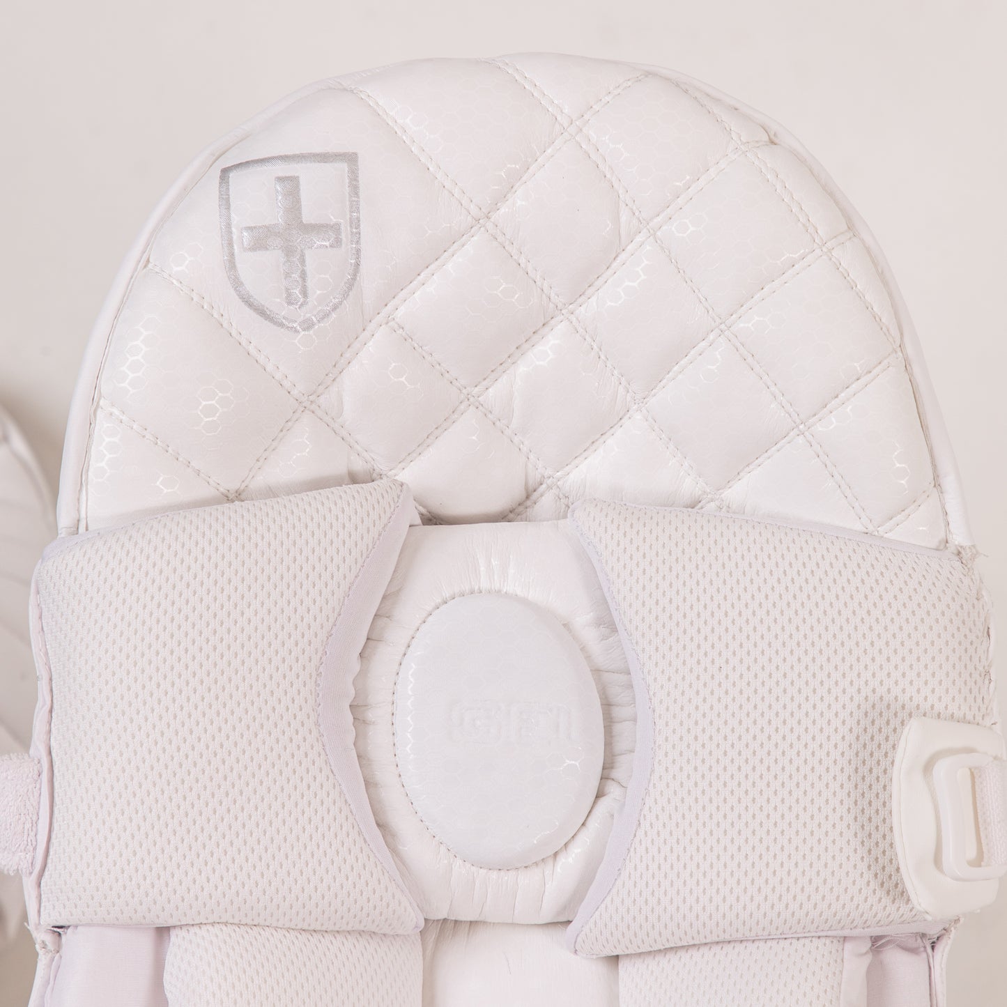 Focus PLAYERS Edition Pads - White